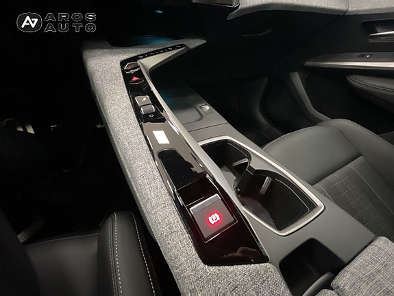 Peugeot 3008 12 of 14