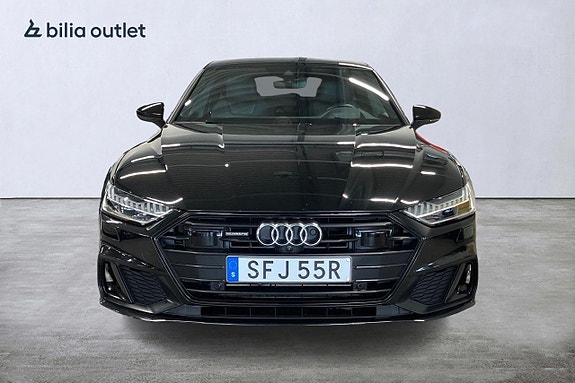 Audi A7 2 of 30