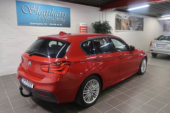 BMW 118i 3 of 6