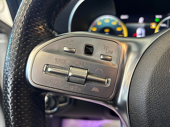 Mercedes-Benz C220 d 28 of 30