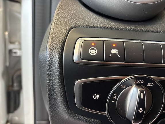 Mercedes-Benz C220 d 26 of 30
