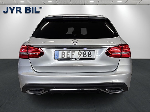 Mercedes-Benz C220 d 4 of 30