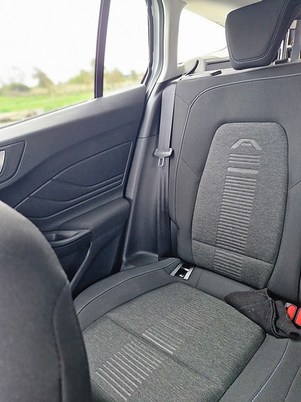 Ford Focus 10 of 12