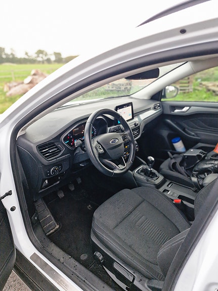 Ford Focus 8 of 12