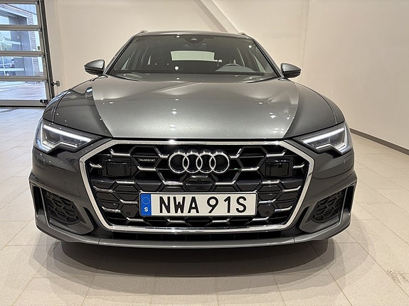 Audi A6 2 of 19