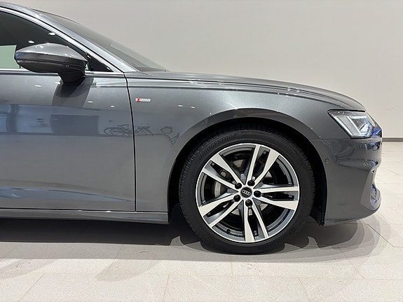 Audi A6 3 of 19