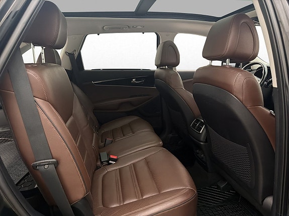Kia Sorento 27 of 30