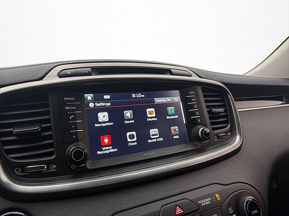 Kia Sorento 24 of 30