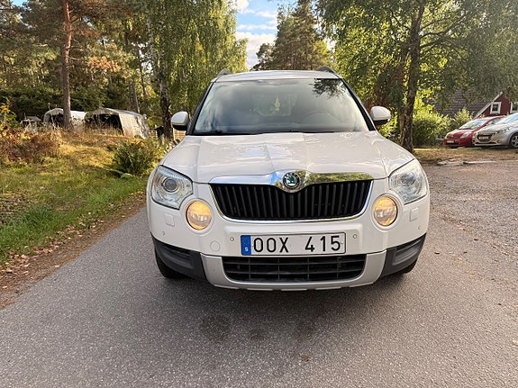 Skoda Yeti 2 of 27