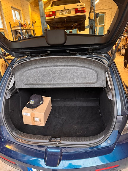 Mazda 3 6 of 8