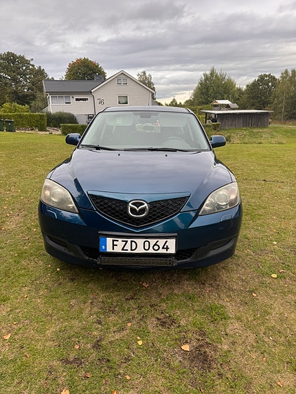 Mazda 3 2 of 8
