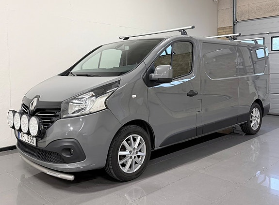 Renault Trafic 2 of 13