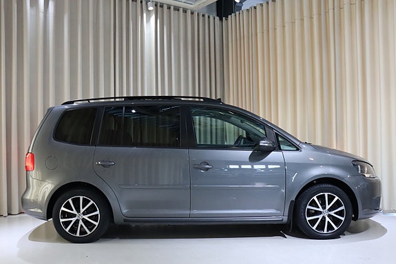 Volkswagen Touran 3 of 25