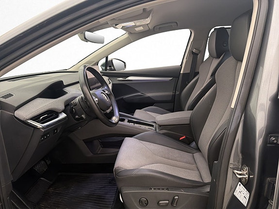 Skoda Enyaq 12 of 30