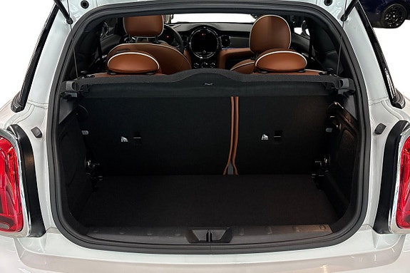 MINI Cooper SE 10 of 19