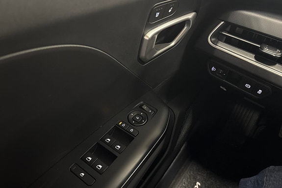 Kia K4 20 of 20