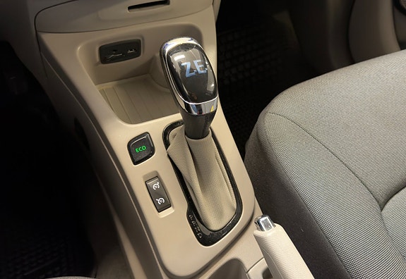 Renault Zoe 18 of 21