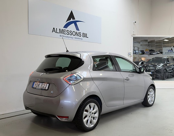 Renault Zoe 7 of 21