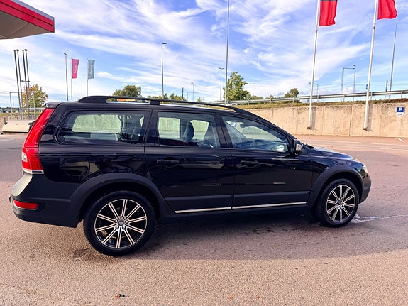 Volvo XC70 7 of 30