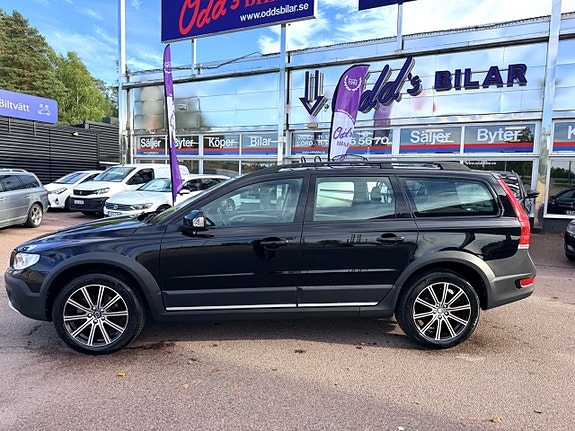 Volvo XC70 10 of 30