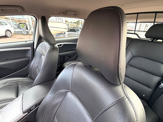 Volvo XC70 25 of 30