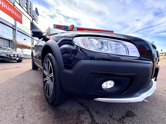 Volvo XC70 26 of 30