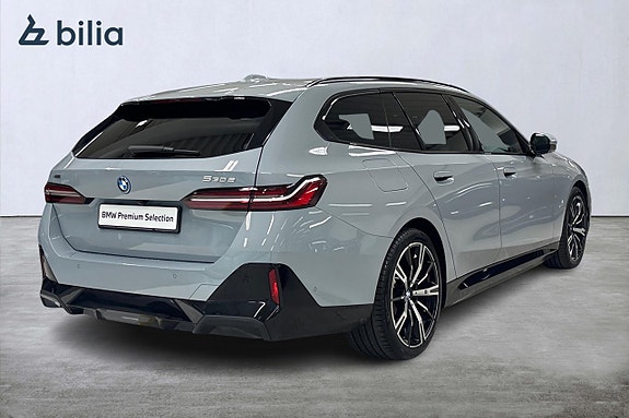BMW 530e 18 of 19