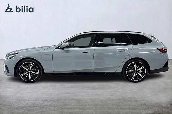 BMW 530e 3 of 19