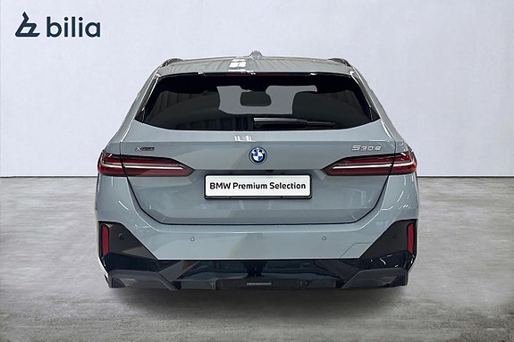 BMW 530e 4 of 19