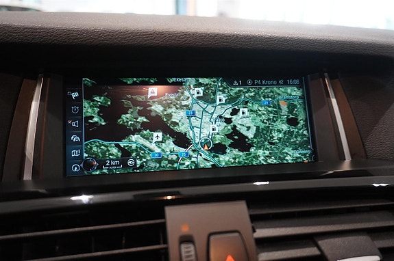 BMW X4 8 of 12