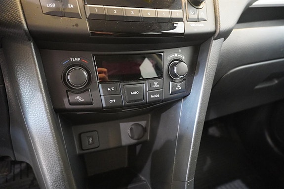 Suzuki Swift 15 of 19
