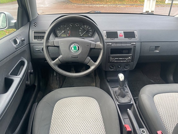 Skoda Fabia 5 of 6