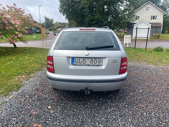 Skoda Fabia 4 of 6