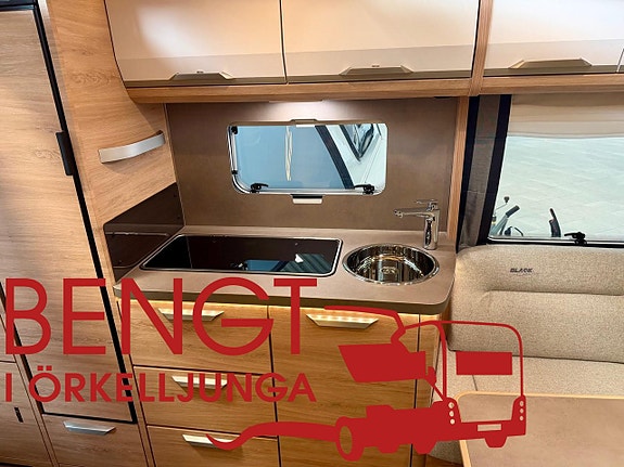 Knaus SÜDWIND BLACK SELECTION 540 UE 16 of 21