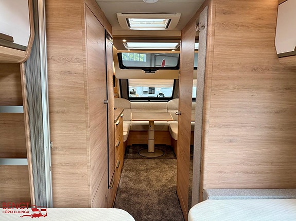 Knaus SÜDWIND BLACK SELECTION 540 UE 10 of 21