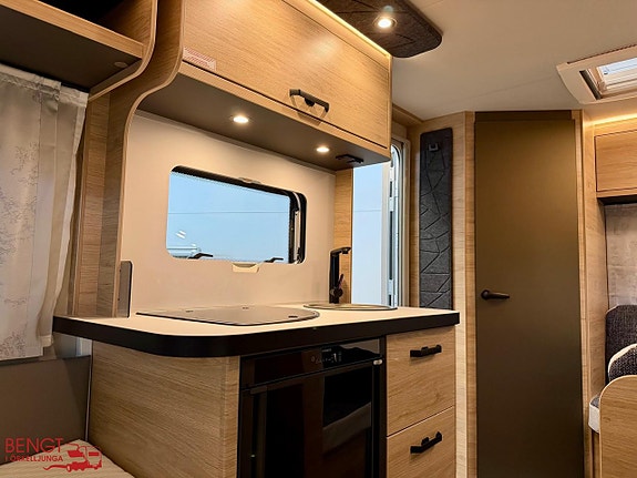 Weinsberg CaraOne 390 QD 17 of 21