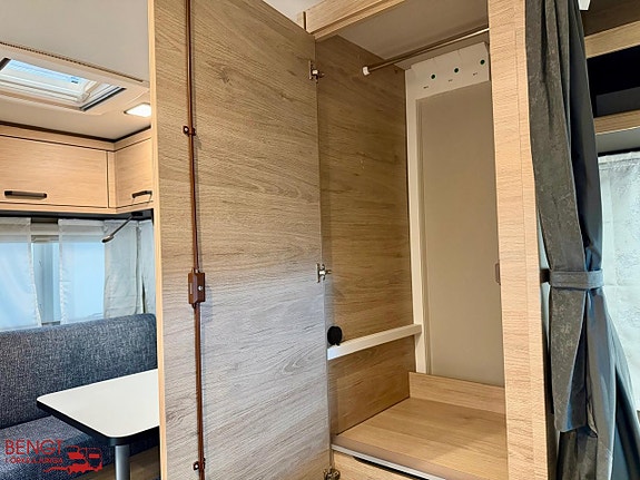 Weinsberg CaraOne 390 QD 19 of 21