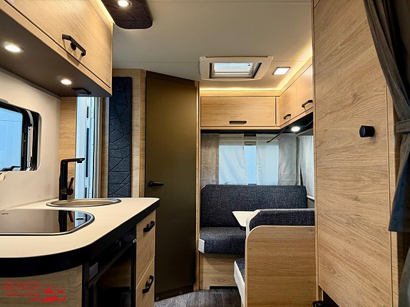 Weinsberg CaraOne 390 QD 12 of 21