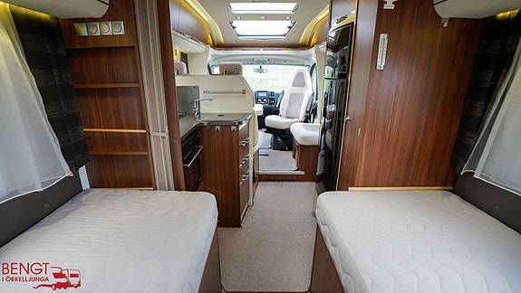 Adria Coral 670 SLT Supreme | Låga långbäddar | ALDE 14 of 21