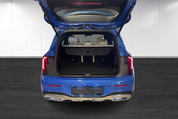 Mercedes-Benz GLB350 14 of 15