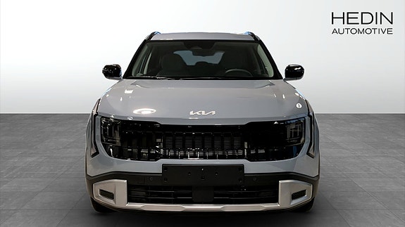 Kia Seltos 8 of 11
