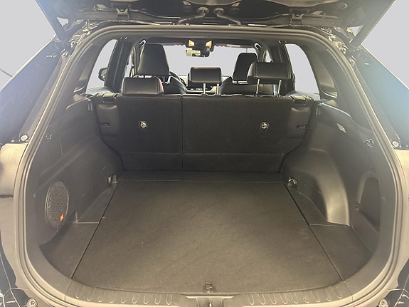 Toyota RAV4 10 of 14