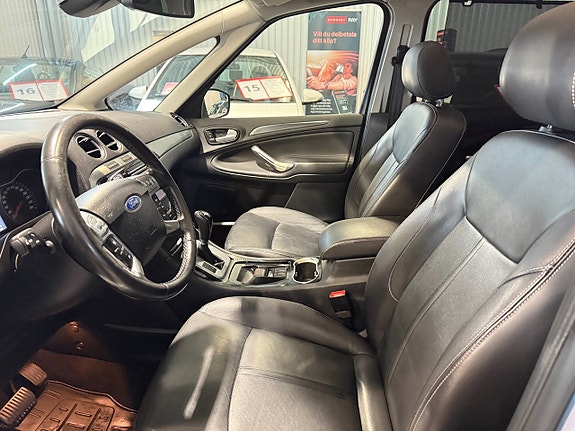 Ford S-MAX 7 of 16