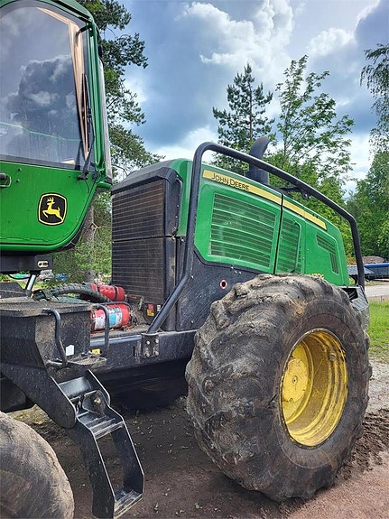 John Deere 1470G 3 of 4