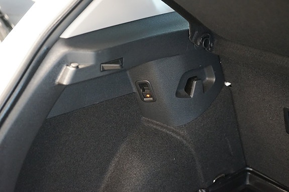 Volkswagen Golf I 21 of 27