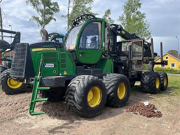 John Deere 1510E