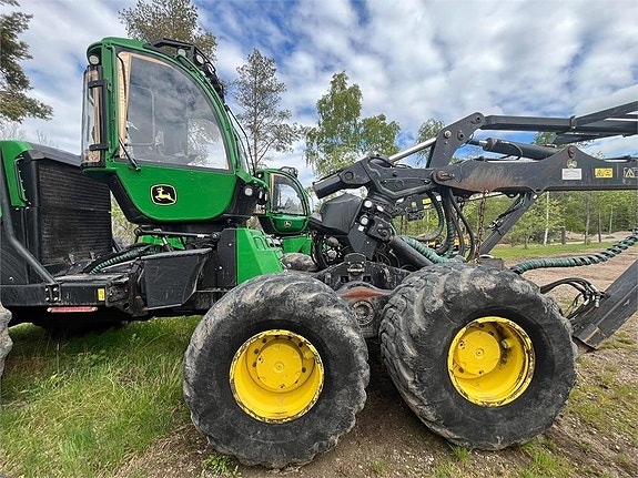 John Deere 1470G 8 of 12