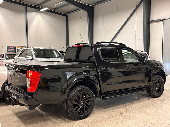 Nissan Navara 2 of 28