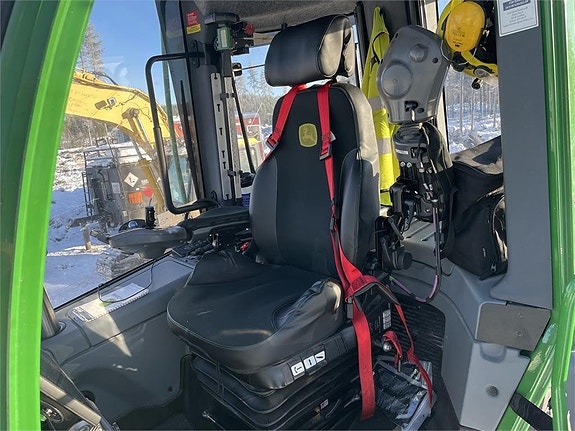 John Deere 1170G 20 of 24