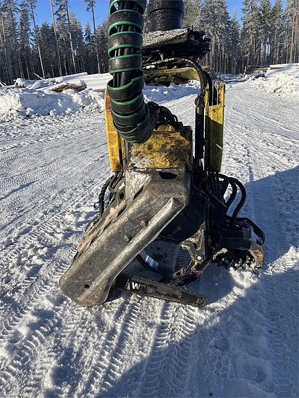 John Deere 1170G 18 of 24
